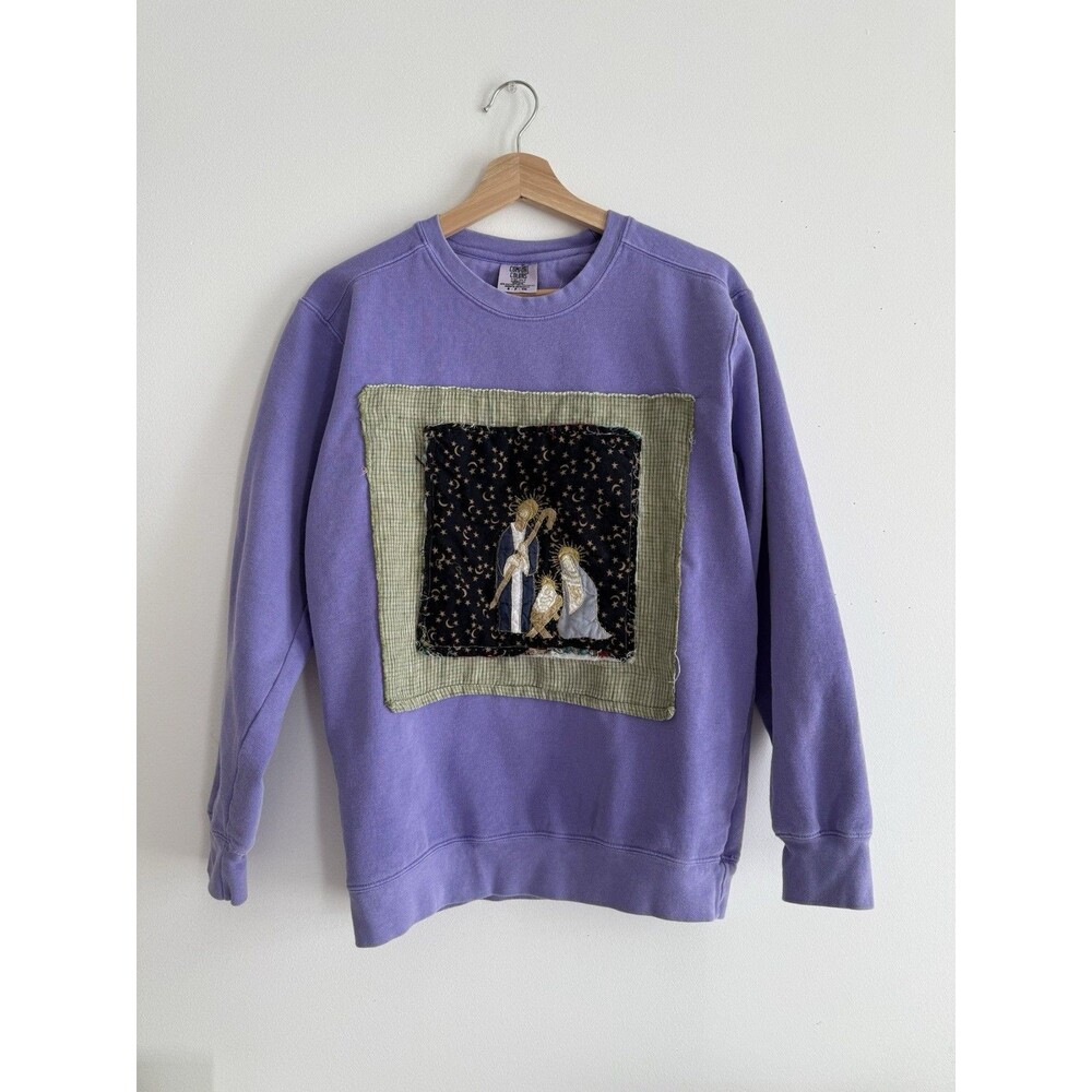 ✿ Boho Purple Sweatshirt Hand Embroidered Nativity Patch Comfort Colors Small! +